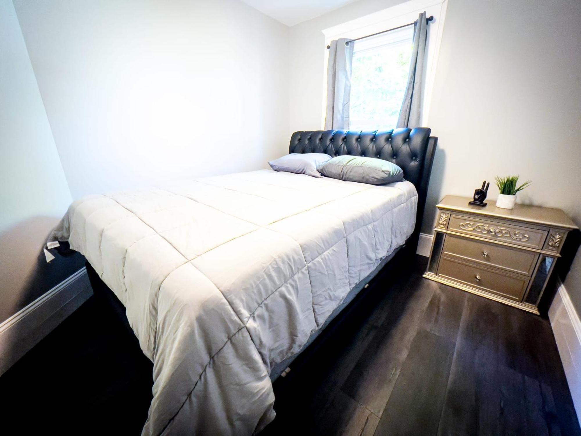 Spacious 6br Perfect For Families Or Groups In Ny Hébergement de vacances Niagara Falls